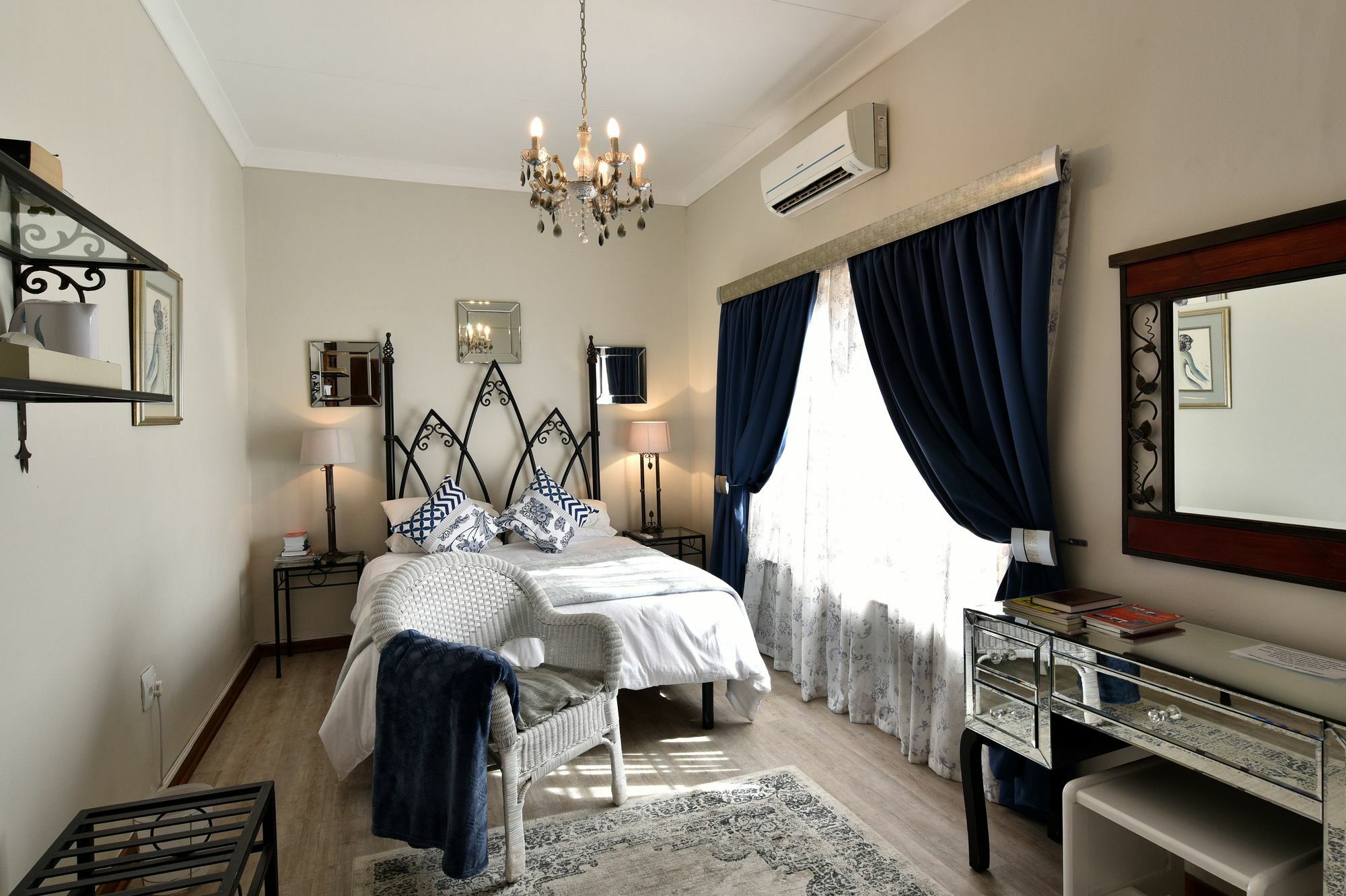 Bloemstantia Guest House Bloemfontein Exterior photo